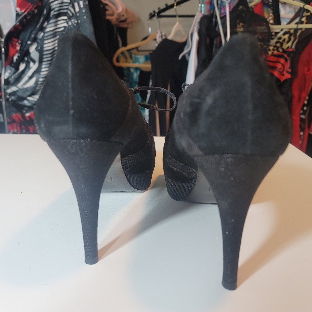 Stuart Weitzan Open Toe With Front Tie Pump - image 4